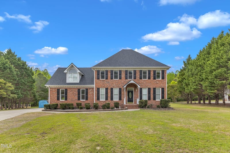 2804 Brenfield Dr, Raleigh, NC 27606