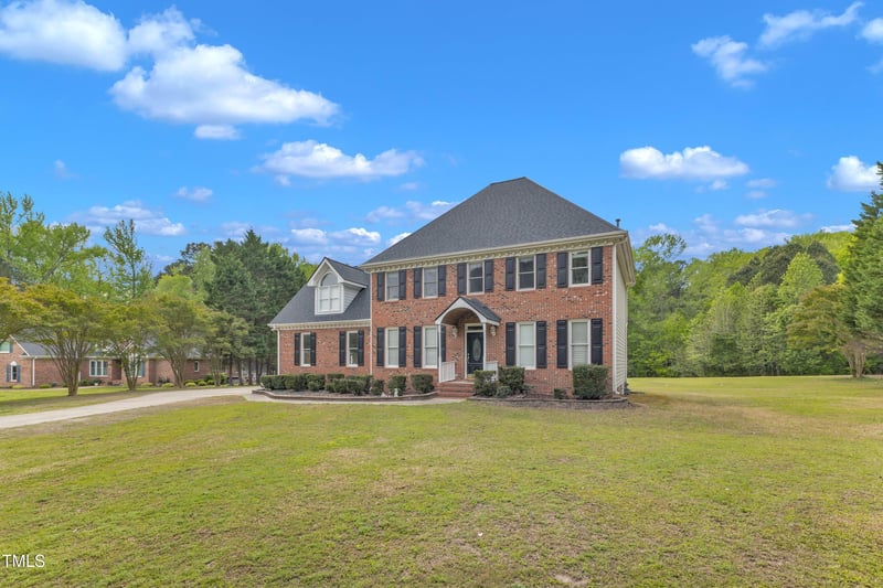 2804 Brenfield Dr, Raleigh, NC 27606