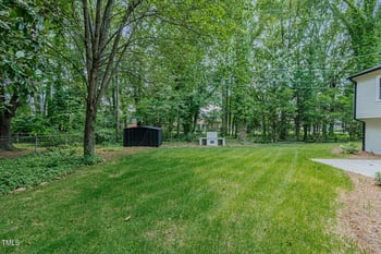 2804 Edgewood Ave, Burlington, NC 27215