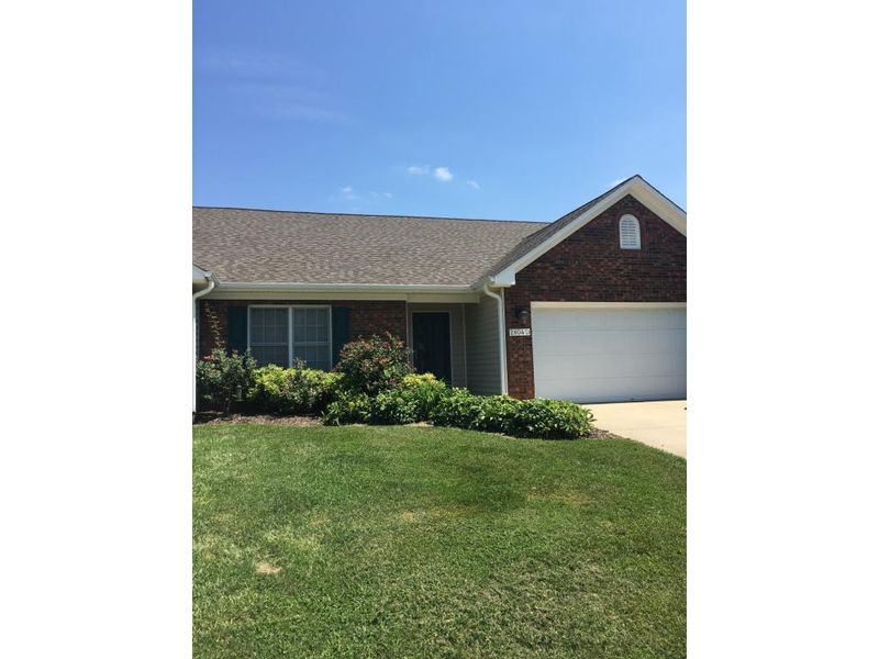 2804 Maple Ave, Burlington, NC 27215