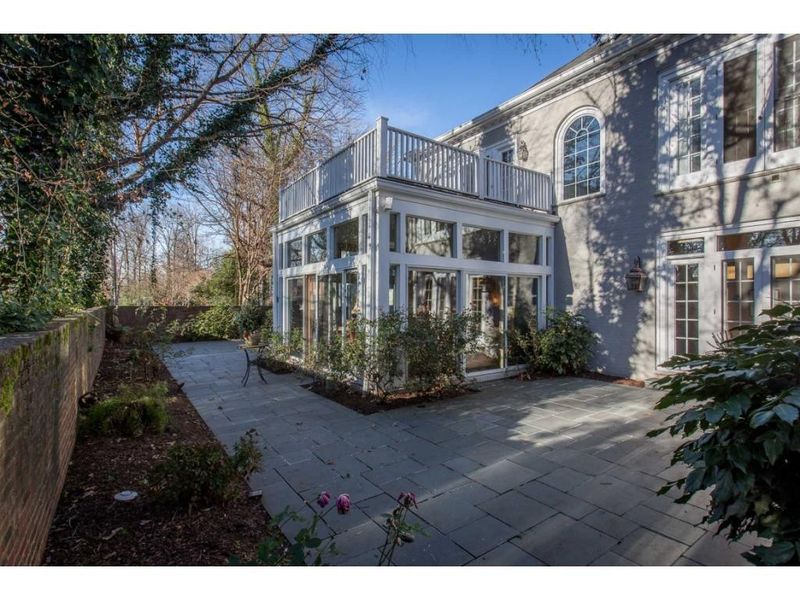 2804 Moorgate, Burlington, NC 27215