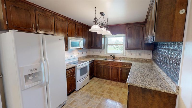 2804 Polenta Rd, Clayton, NC 27520