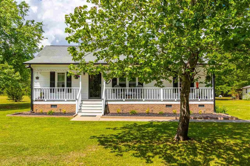 2804 Tara Dr, Clayton, NC 27520