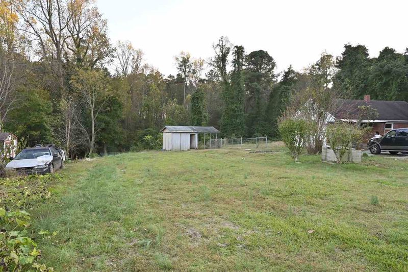 2805 Bethune Dr, Raleigh, NC 27603