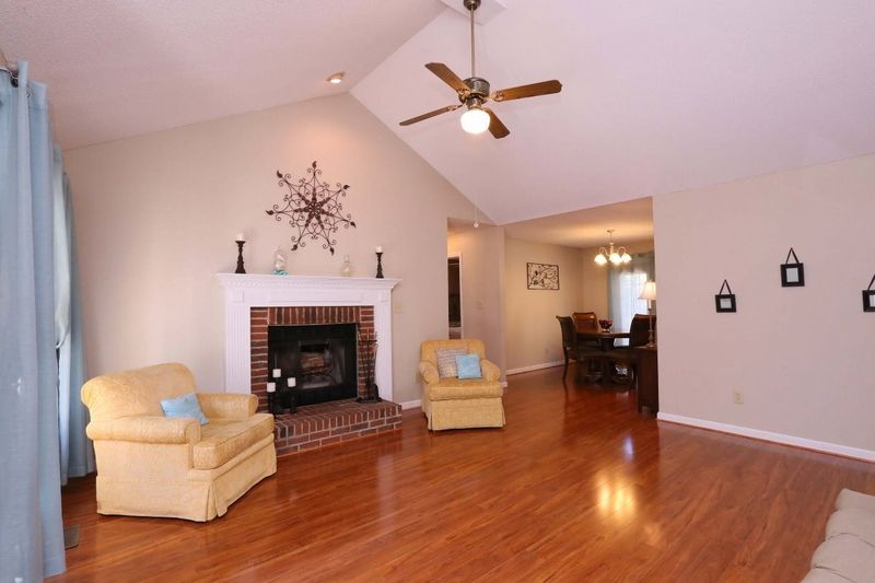 2805 Camberley Dr, Durham, NC 27704