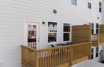 2805 Farmhouse Dr, Apex, NC 27502
