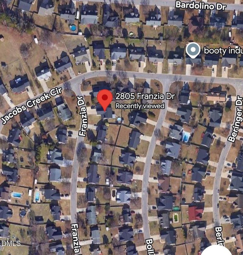 2805 Franzia Dr, Fayetteville, NC 28306