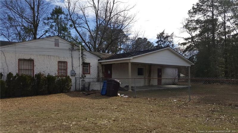 2805 Murchison Rd, Fayetteville, NC 28301