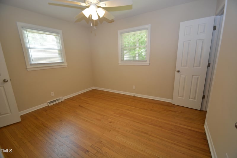 2805 Nc 55 , Durham, NC 27713