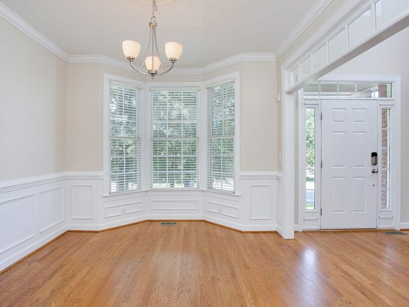 2806 Alderman Ln, Durham, NC 27705