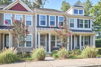 2806 Bedford Green Dr #108, Raleigh, NC 27604