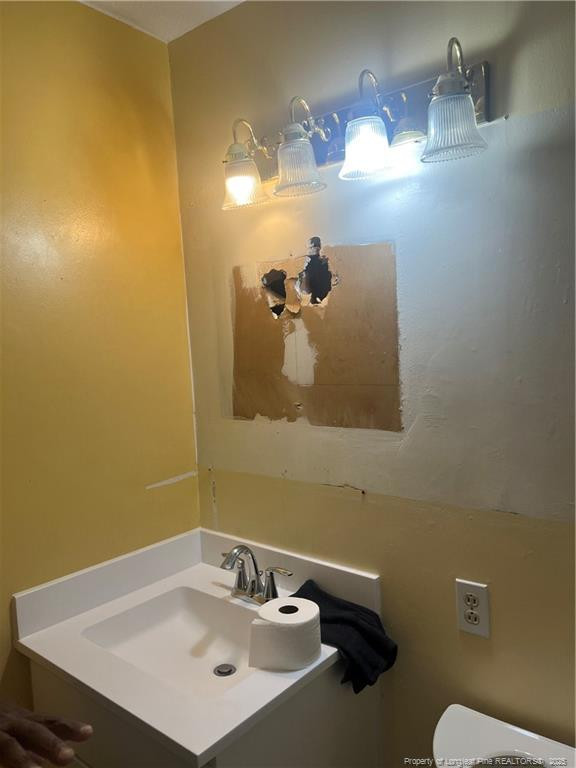 2806 Cramer Dr, Fayetteville, NC 28306