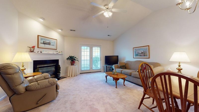2806 E Maple Ave #B, Burlington, NC 27215