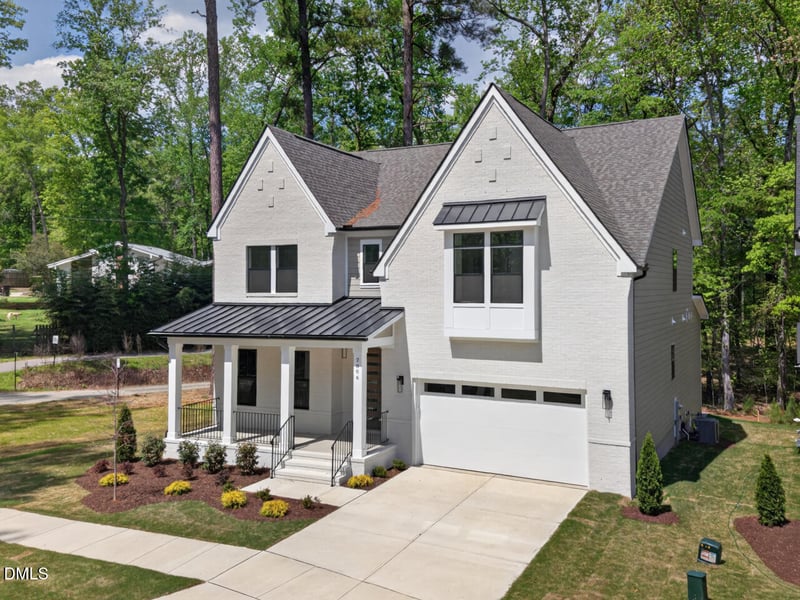 2806 Pathway Dr, Chapel Hill, NC 27516