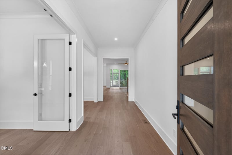 2806 Pathway Dr, Chapel Hill, NC 27516
