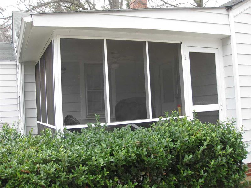 2807 Ashland St, Raleigh, NC 27608