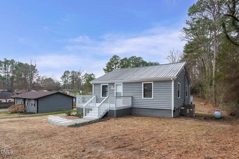 2807 Beck Rd, Durham, NC 27704