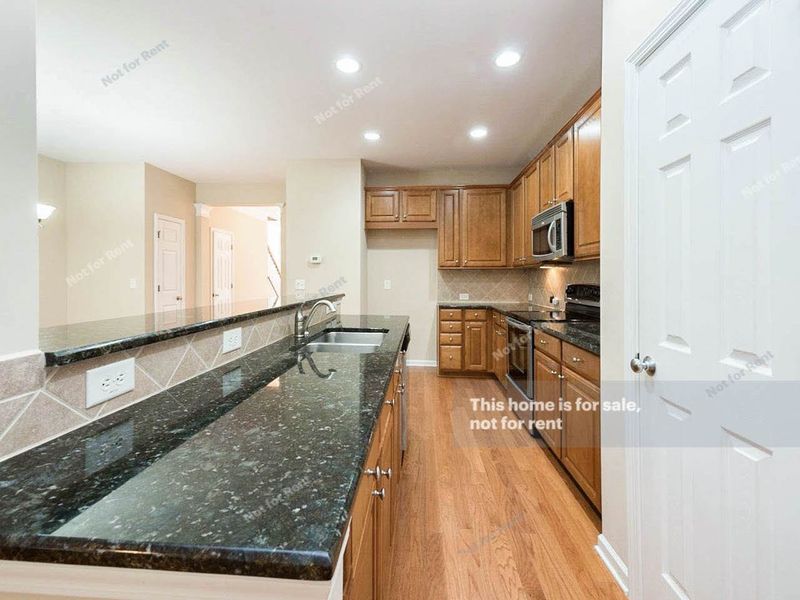 2807 Casona Way, Raleigh, NC 27616
