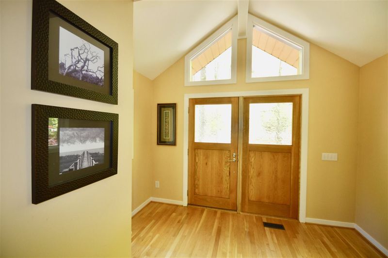2807 Winningham Rd, Chapel Hill, NC 27516