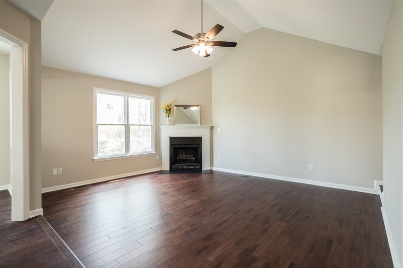 2808 Brittany Dr, Clayton, NC 27520