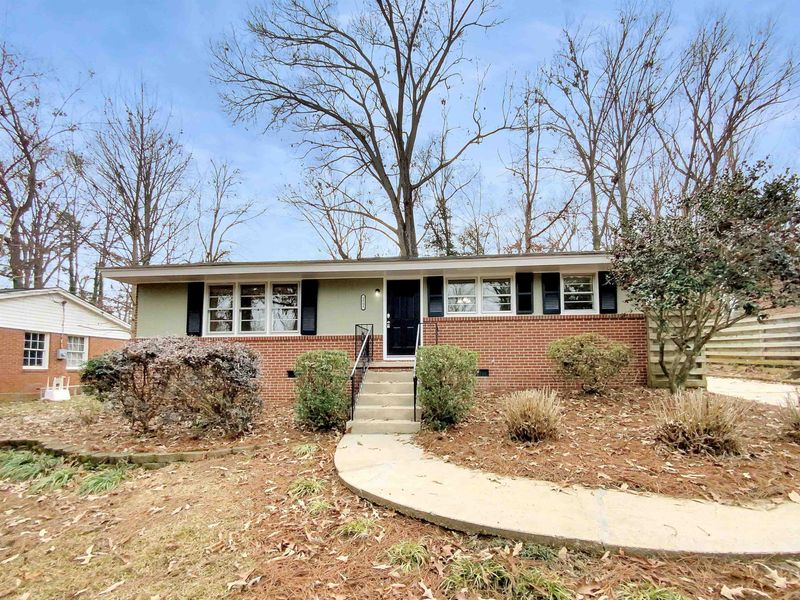 2808 Fordham Ln, Raleigh, NC 27604