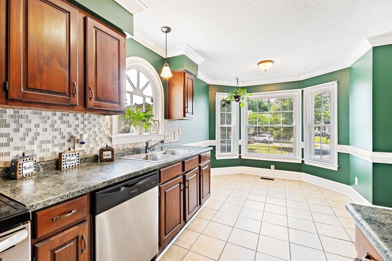 2808 W Jameson Rd, Raleigh, NC 27604