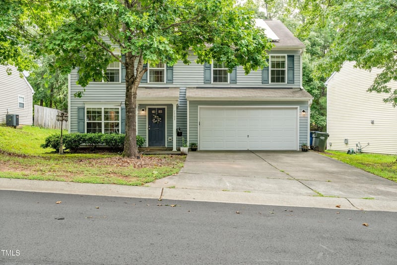 2808 Maple Ridge Dr, Durham, NC 27704