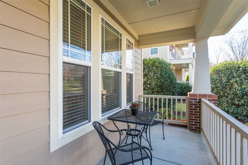 2808 Royal Forrest Dr, Raleigh, NC 27614
