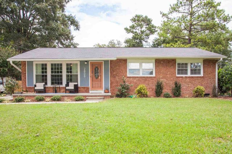 2809 Glasgow St, Raleigh, NC 27610