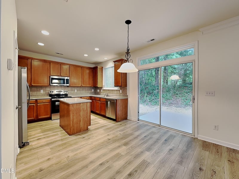 2809 Roundleaf Ct, Raleigh, NC 27604