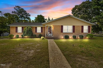 2809 Skycrest Dr, Fayetteville, NC 28304