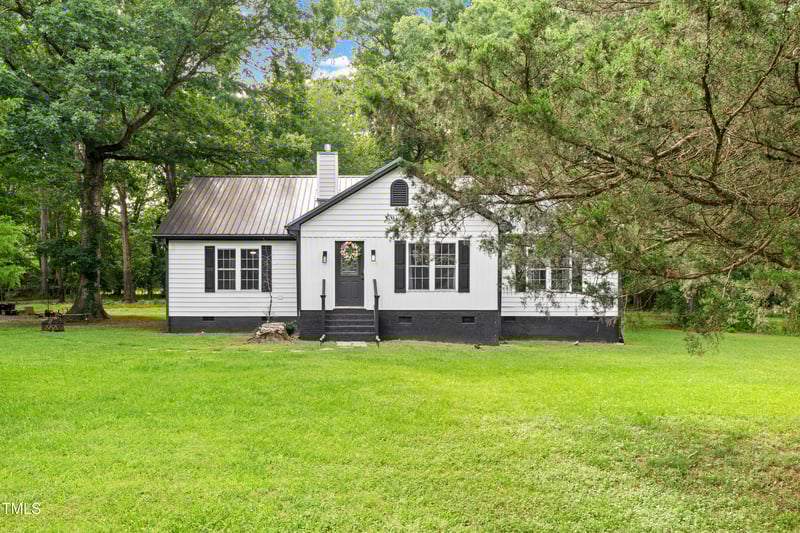 2809 Titleist Dr, Hillsborough, NC 27278
