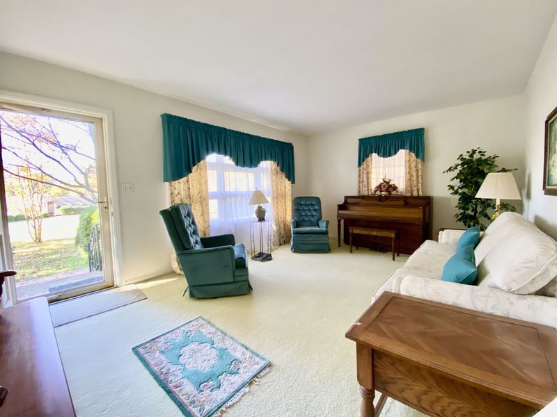 2809 Trail Six, Burlington, NC 27215