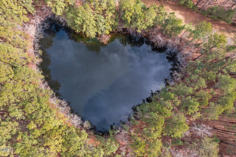 2809 Us 64 , Apex, NC 27523