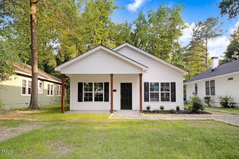 281 W Church St, Angier, NC 27501