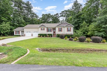 281 Kinsman Ct, Fuquay Varina, NC 27526