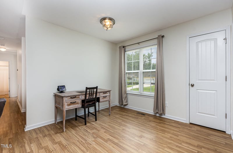 281 Kinsman Ct, Fuquay Varina, NC 27526