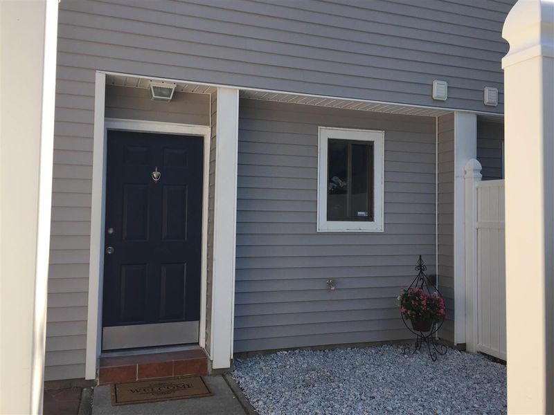 281 Newton Rd, Raleigh, NC 27615