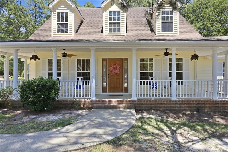 281 Pineridge Cv, Sanford, NC 27332