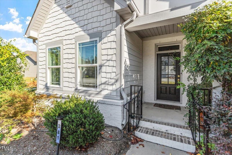 281 Rhoda Lilley Dr, Fuquay Varina, NC 27526