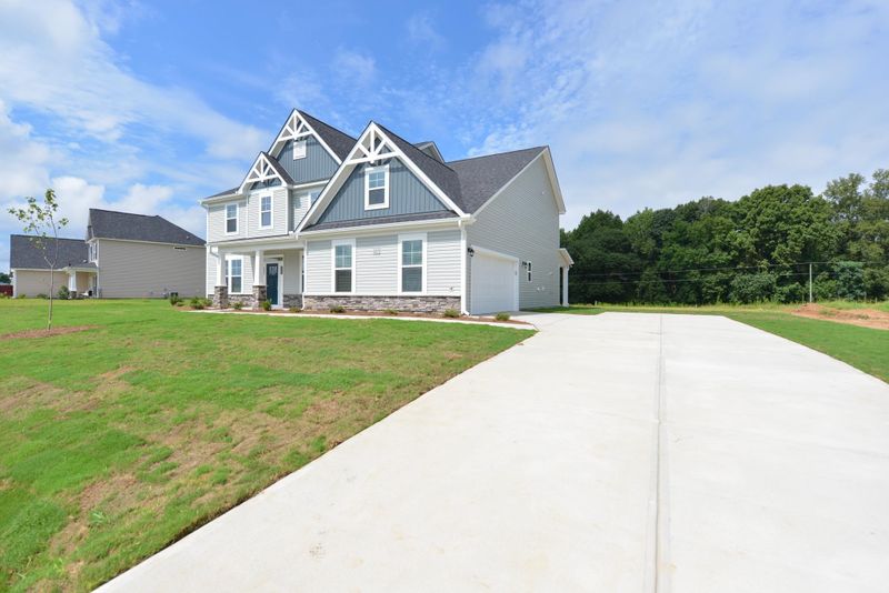 281 Steep Rock Dr, Willow Springs, NC 27592