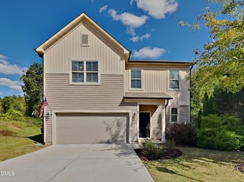 281 Yadkin St, Clayton, NC 27520