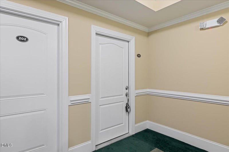 2810 Bedford Green Dr #103, Raleigh, NC 27604