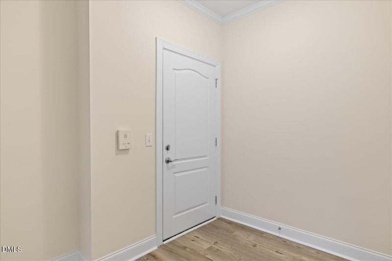 2810 Bedford Green Dr #103, Raleigh, NC 27604