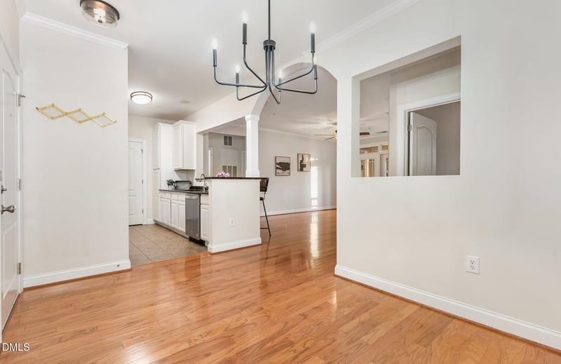 2810 Bedford Green Dr #104, Raleigh, NC 27604