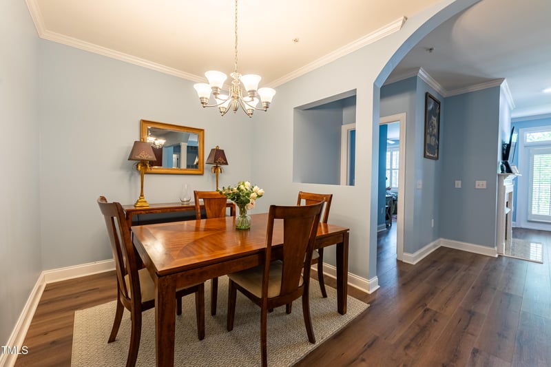 2810 Bedford Green Dr #207, Raleigh, NC 27604