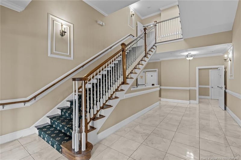 2810 Bedford Green Dr #304, Raleigh, NC 27604