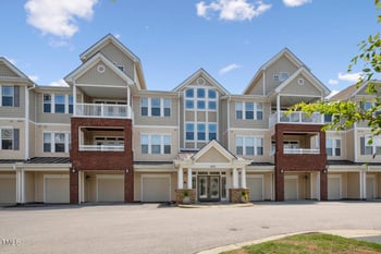 2810 Bedford Green Dr #5, Raleigh, NC 27604