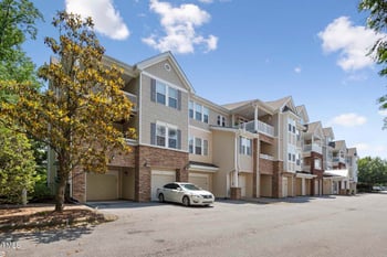 2810 Bedford Green Dr #5, Raleigh, NC 27604