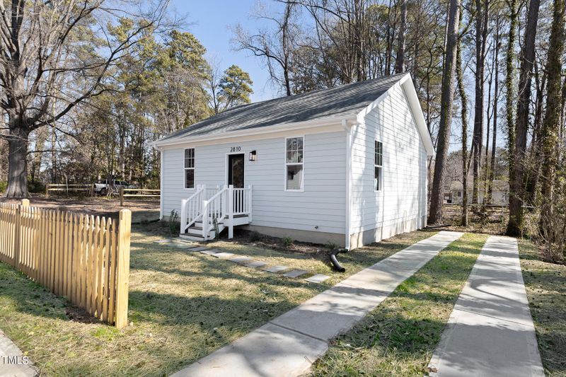 2810 Cascadilla St, Durham, NC 27704
